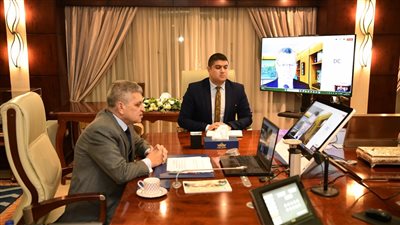 أسامة ربيع يبحث مع أمين المنظمة البحرية الدولية تداعيات الأوضاع بالبحر الأحمر