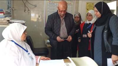 استبعاد مدير مستشفى الأمراض الجلدية بالفيوم وخصم يومين من كل الأطباء والصيادلة