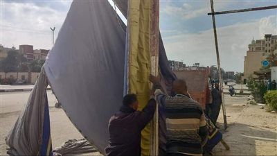 تنفيذ إزالة لحالتي تعد على حرم الطريق بحي ثالث الإسماعيلية (صور) 