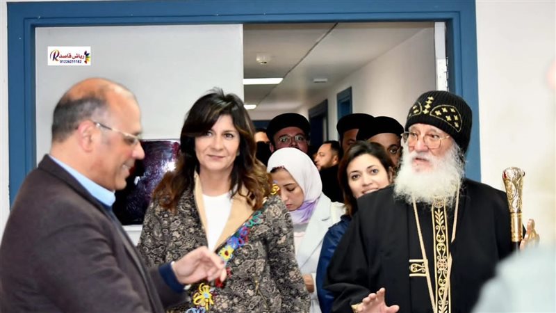 السفيرة نبيلة مكرم.فيتو