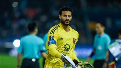 طارق سليمان يرشح هذا الحارس لخلافة الشناوي في الأهلي