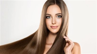 وصفة طبيعية لتغذية الشعر المجهد وتنعيمه