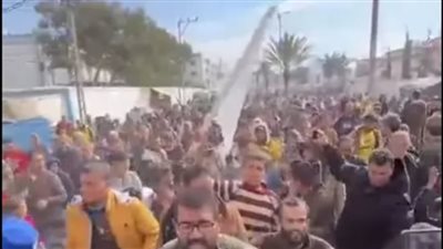 مظاهرات في خانيونس تطالب حكومة الاحتلال بوقف العدوان على غزة 