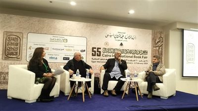 وزير خارجية ألبانيا السابق يتحدث عن مسيرته الروائية فى معرض الكتاب