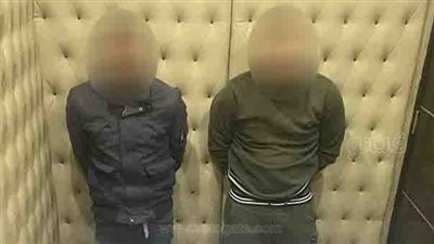 بسبب التجسس على البريد الإلكتروني، صاحب جراج وعامل يعتديان على شاب بالدرب الأحمر 