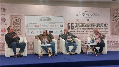 الدكتور أحمد مجاهد عن شعر العامية: ليس ضد اللغة العربية الفصحى