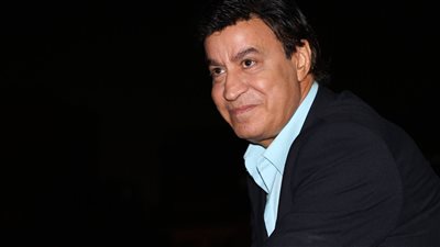 أخبار الفن اليوم: حلمي عبد الباقي يكشف إصابة ناصر صقر بالسرطان.. ومعرض القاهرة الدولي للكتاب يعلن شعار الدورة 57.. موعد ومكان عزاء المخرج علي سيد الأهل.. لحظات مؤثرة بتكريم خالد جلال