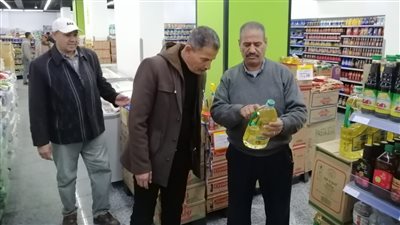 تحرير 31 محضرا خلال حملة تموينية بديروط في أسيوط