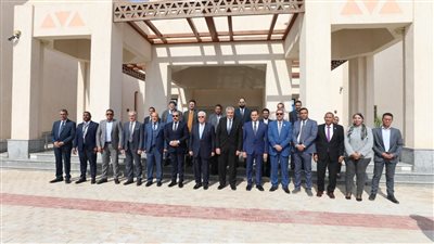 وزير التعليم العالي يتفقد مركز إبداع مصر الرقمية بجامعة أسوان