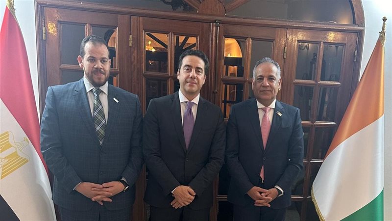 وفد جمعية رجال الاعمال