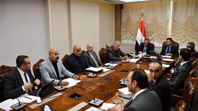 وزير الرياضة يلتقي أعضاء اللجنة العليا لسلسلة أندية نادي النادي