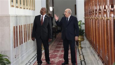 عبد الفتاح البرهان يزور الجزائر ويلتقي عبد المجيد تبون.. توقعات بإحياء مبادرة وقف الحرب في السودان