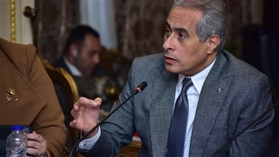 حسن شحاتة: هدفنا إصدار قانون يرسخ ثقافة الحقوق والواجبات لدى العامل وصاحب العمل
