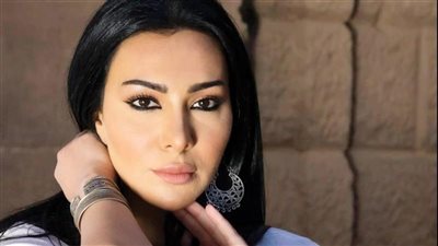  ميرهان حسين تكشف تفاصيل خطوبتها لأول مرة