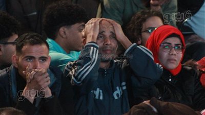غضب وعدم رضا، شاهد رد فعل جمهور المنتخب بعد إهدار أهداف أمام الكونغو (صور)