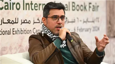 مشاهد بمعرض الكتاب 2024، عناوين غريبة تجوب المعرض، والكويتي سعود السنعوسي نجم اليوم الرابع