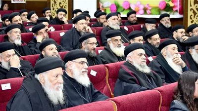 إيبارشية طهطا تناقش أهمية الصحة النفسية لسلامة المجتمع