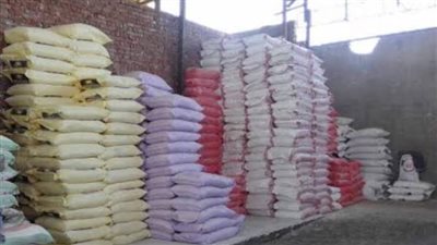 ضبط 6 أطنان دقيق و300 كرتونة زيت طعام في حملة تموينية بجنوب سيناء