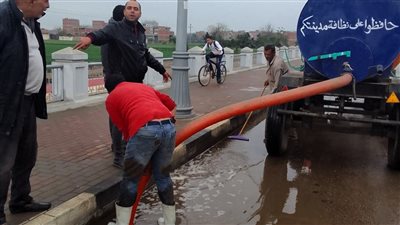 محافظ الغربية يُتابع جهود رفع نواتج الأمطار (صور)