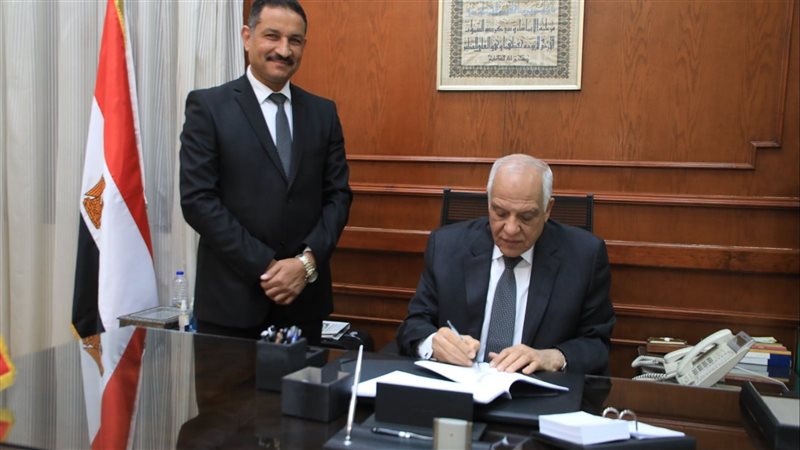 محافظ الجيزة يعتمد
