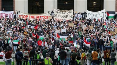 طلاب مؤيدون لغزة يتهمون جامعة هارفارد بعدم حمايتهم من التهديدات‎