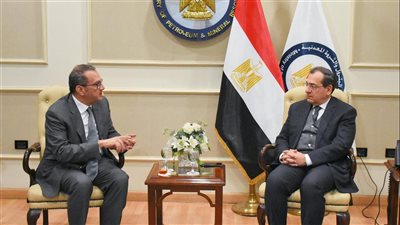 وزير البترول يبحث التوسع في حفر الآبار