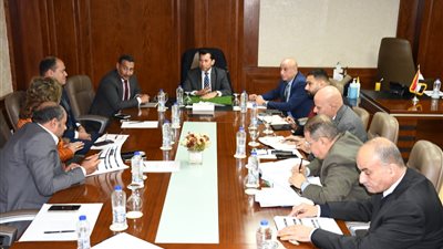 أشرف صبحي يبحث مع أعضاء مجلس النواب خطة تطوير ملاعب مراكز الشباب