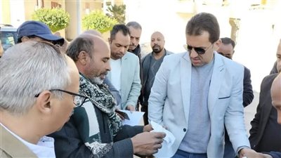 رئيس جهاز طيبة الجديدة يتابع إصدار أول رخصة دائمة للمحلات بالمدينة