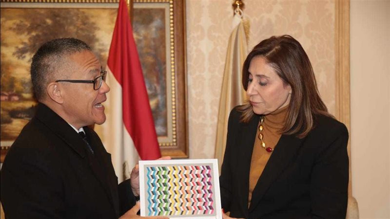 وزيرة الثقافة ، فيتو