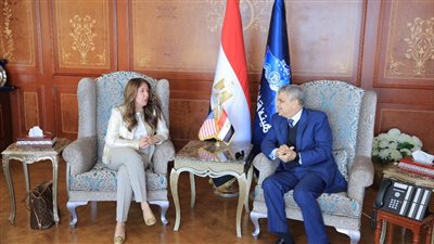 سفيرة الولايات المتحدة: ندعم حرية الملاحة في منطقة البحر الأحمر وباب المندب 