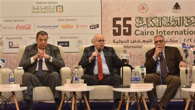 مشاركون بمعرض الكتاب: الصحافة الورقية تمثل هوية مصر.. و«المتحدث الرسمي» ظلم الشباب