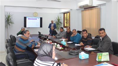 رئيس مجلس إدارة مياه الأقصر يعقد اجتماعا للجنة العليا للتدريب
