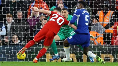 نجم ليفربول أفضل لاعب في يناير بالدوري الإنجليزي 