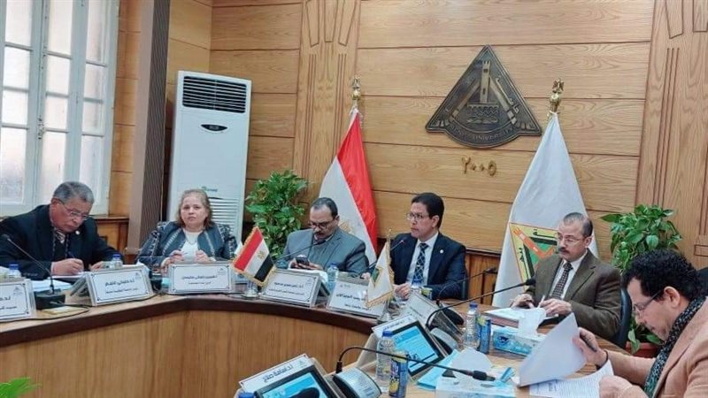 جامعة بنها، فيتو