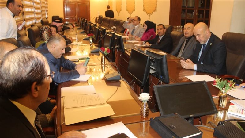 جامعة عين شمس، فيتو