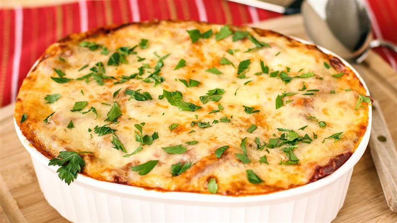 طاجن مكرونة بقطع