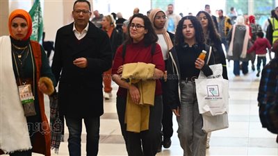 10 صور ترصد تزايد أعداد جمهور معرض الكتاب في ثامن أيامه 