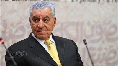 زاهي حواس يشن هجوما على صاحبة تعبير