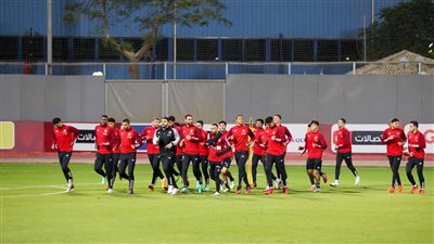 بعد انتهاء معسكر الإمارات، تفاصيل مران الأهلي ‏على ملعب التتش 