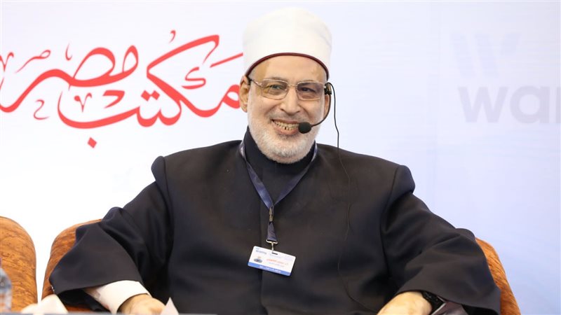 الدكتور محمد الضويني،
