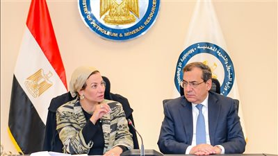 البيئة: نتعاون مع البترول في تنظيم فعاليات يوم الكربون بمؤتمر مصر للطاقة القادم