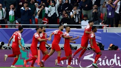 نجم منتخب الأردن يوجه رسالة للجماهير بعد خسارة لقب كأس آسيا 