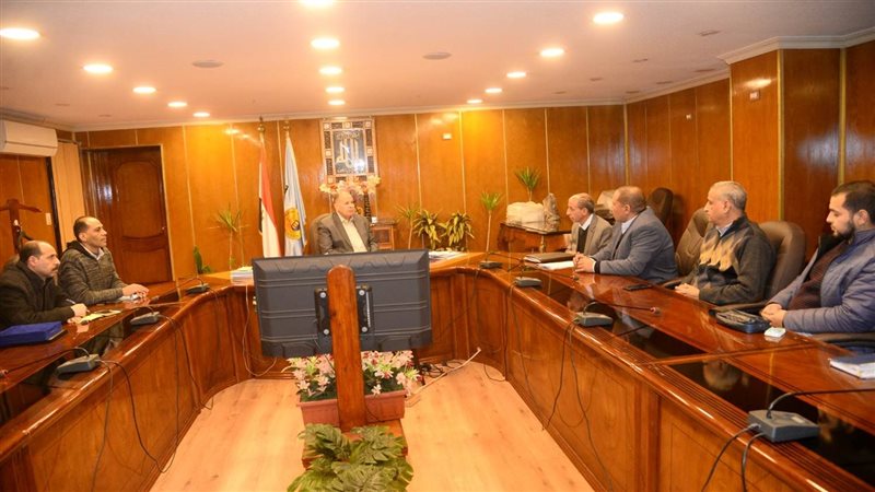 المجلس التنفيذي بمحافظة