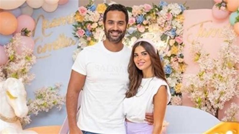كريم فهمي وزوجته،فيتو