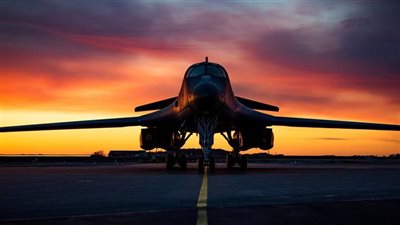 أسرع من الصوت وأول عملياتها 