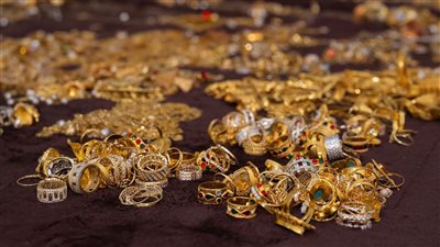 النيابة تستعجل تحريات المباحث بشأن سرقة مجوهرات من شقة جواهرجي بعابدين