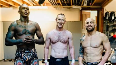 ثروته 166 مليار دولار، رئيس 