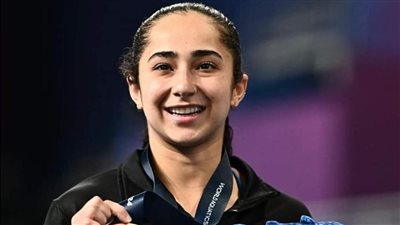 وزير الرياضة يهنئ مها خالد ببرونزية بطولة العالم للألعاب المائية بالدوحة