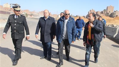 محافظ الجيزة يتفقد إنشاء الممشى السياحي (صور)