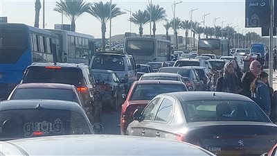 تكدس مروري اليوم بمحيط معرض الكتاب (صور)